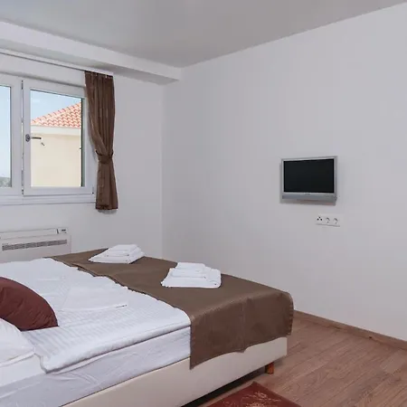 Nice Home In Postira With Wifi Holiday home *